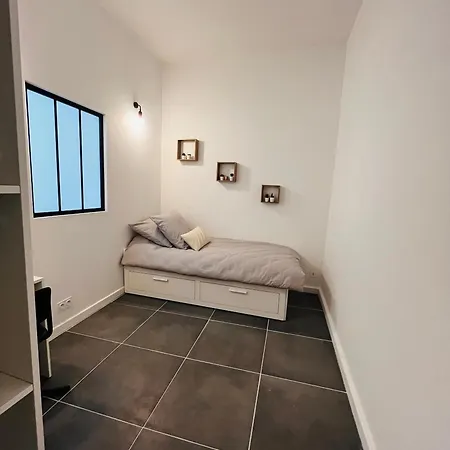 T4 Intra-muros Avec Terrasse Apartment
